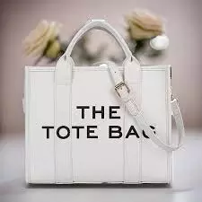 The Enduring Popularity of the Tote Bag A Fashion Essential